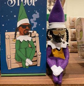 Snoop On A Stoop Christmas Elf Doll Spy On A Bent Christmas Elf Doll (Color: purple)